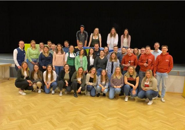 Bezirksredewettbewerb