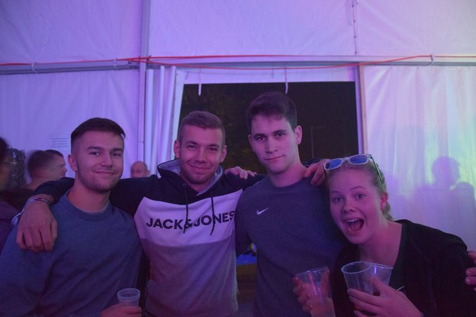 Dirndlmania - LJ Rabenstein