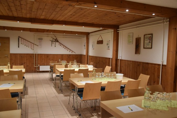 Mostkost der Landjugendgruppen Rabenstein und Hofstetten-Grünau