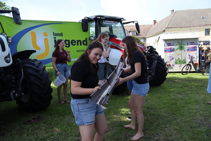 Diapaschdorfer Dorffest - Lj Weinburg