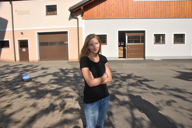 Sensenmähen und Gummistiefelweitschießen lj Kirchberg