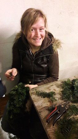 Adventkranzbinden der Landjugend Rabenstein